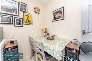 Kitchen/Diner- click for photo gallery